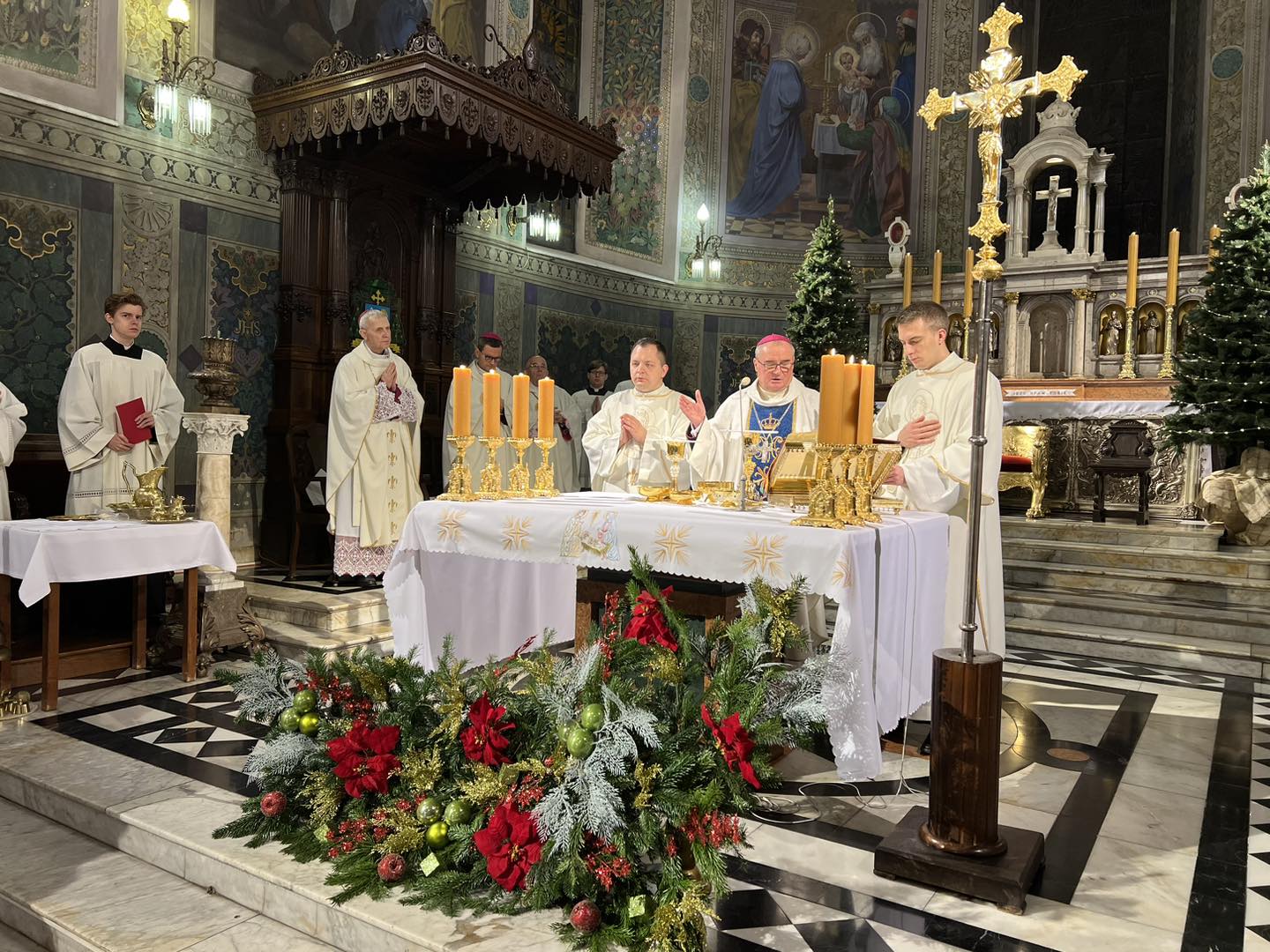 Ks. biskup R. Marcinkowski: Benedykt XVI był stróżem ogólnoludzkich wartości