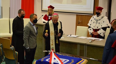 Ks. biskup Piotr Libera do społeczności studenckiej: stoi za wami głęboka tradycja