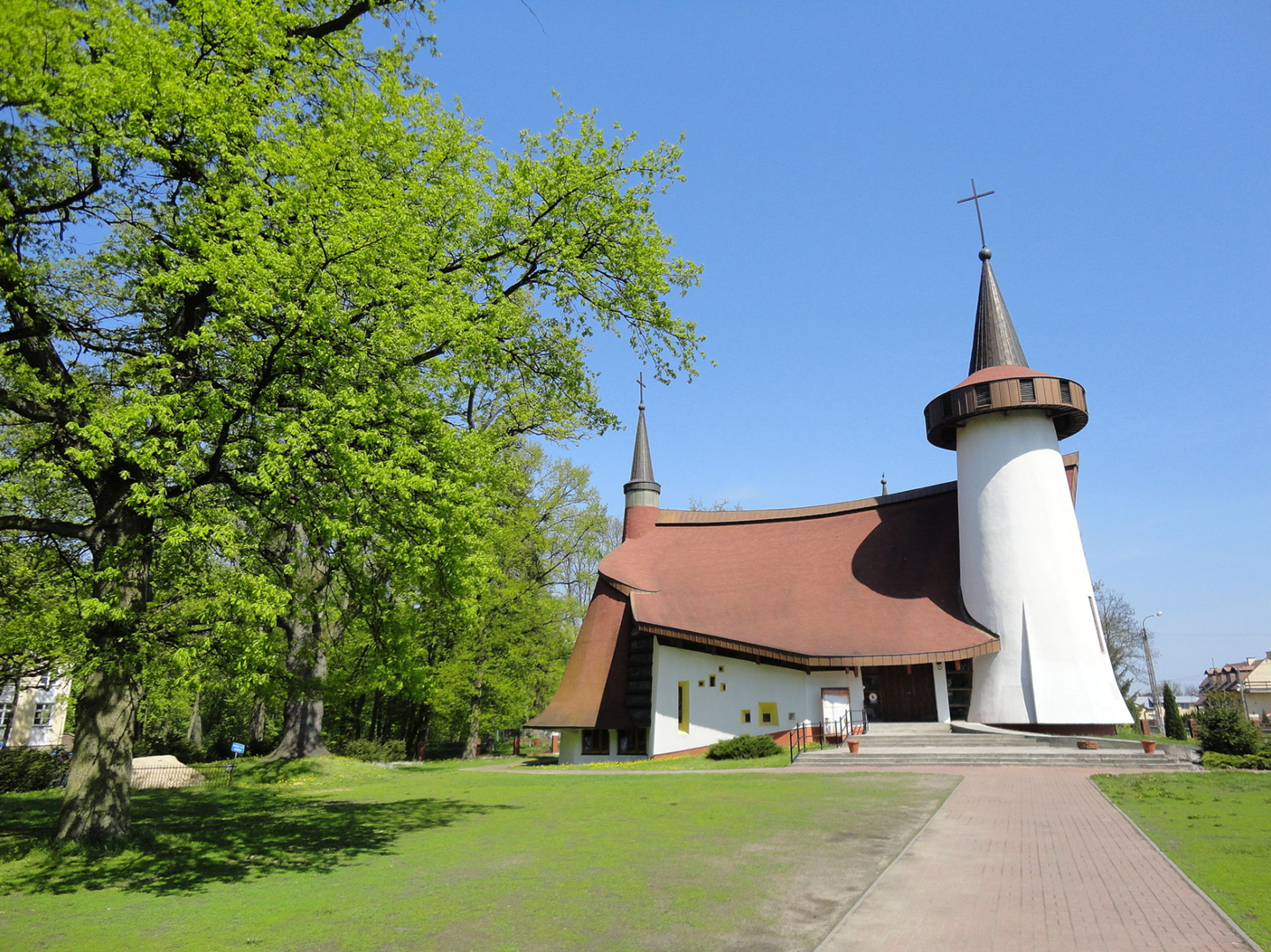Lucień, Parafia Pw. Św. Kazimierza (fot. Łukasz Ryniec)
