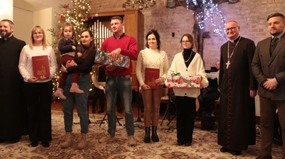 Kilkaset osób na finale diecezjalnego konkursu na rodzinne szopki bożonarodzeniowe