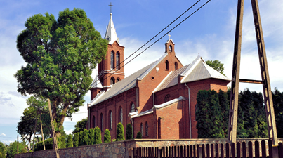 Poświęcenie odnowionego kościoła w Szyszkach