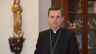 Ks. biskup Mirosław Milewski: udowodniona pedofilia eliminuje z kapłaństwa