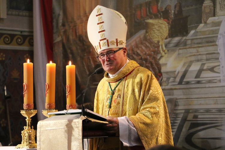 Homilia bp. Szymona podczas święceń prezbiteratu w płockiej katedrze