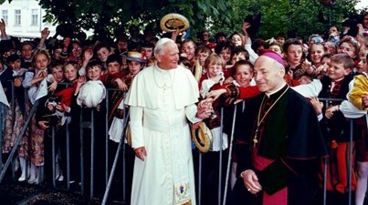 W Muzeum Diecezjalnym można oglądać wystawę o wizycie św. Jana Pawła II    