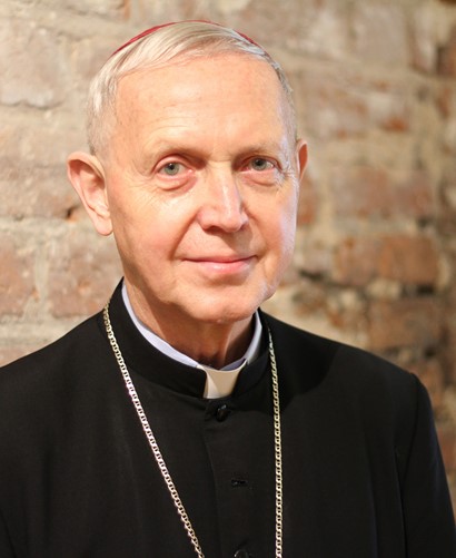   Biskup Piotr Libera