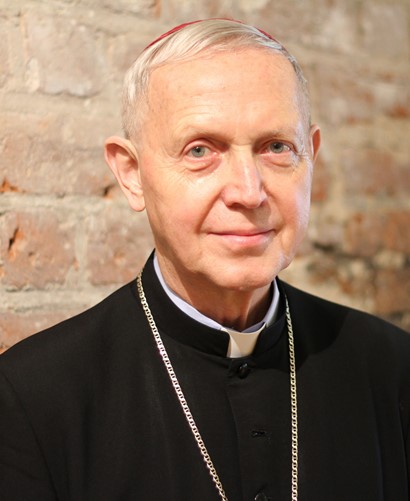   Biskup Piotr Libera